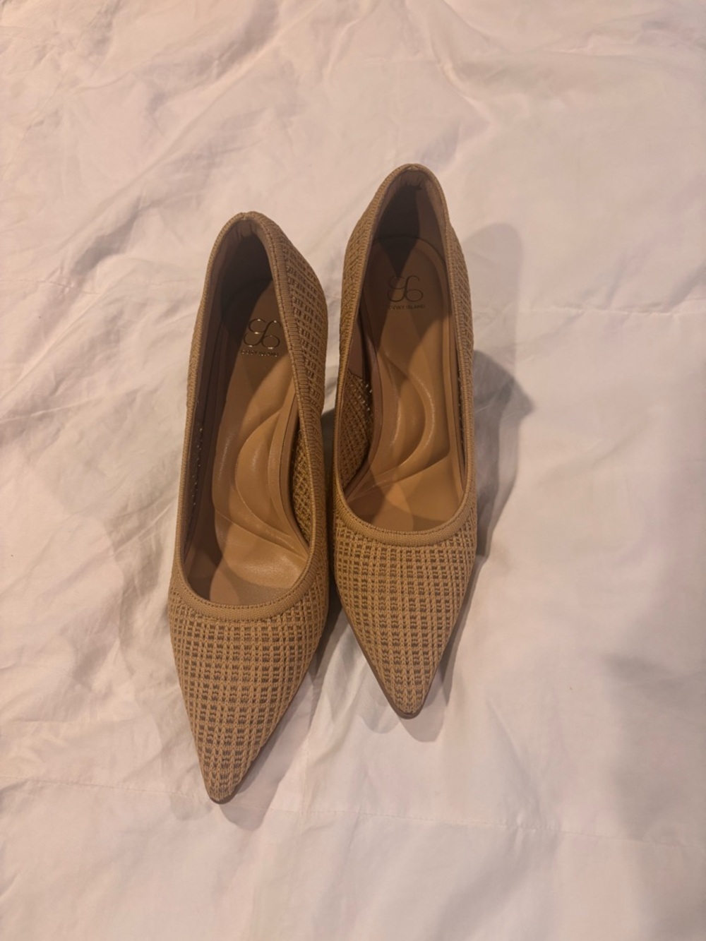 Knit Pointed-Toe Pumps in Taupe - Picture 8 of 13